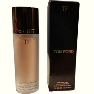 TOM FORD Traceless Soft Matte Foundation Shade: 20 Buff